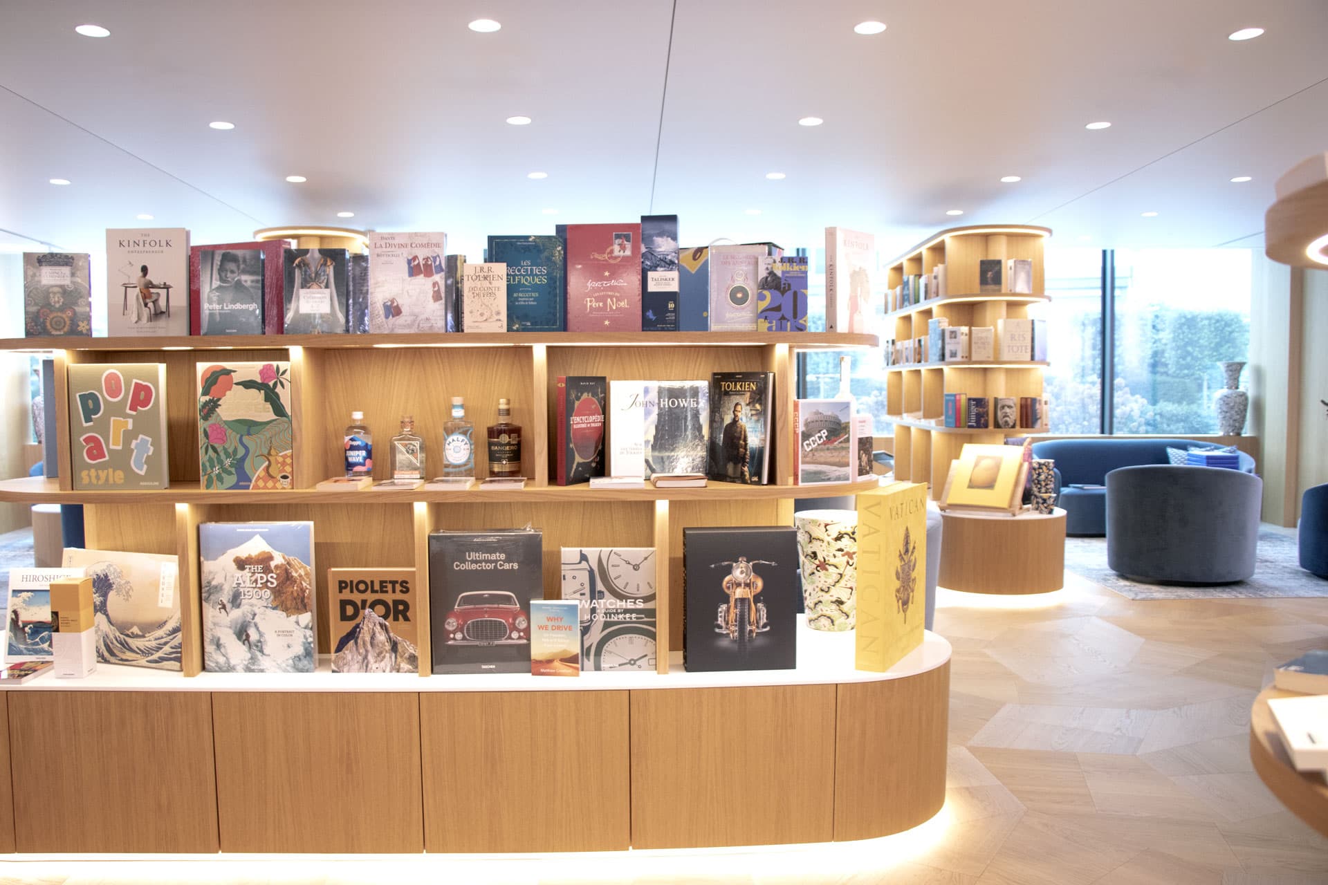 Millennium Librairie Ilot Nouveautes Wo